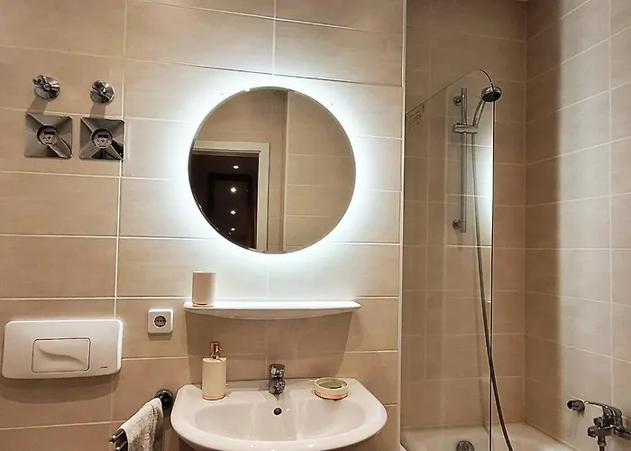 Design Altbauwohnung Mit Balkon Und Parkplatz 公寓 莱比锡