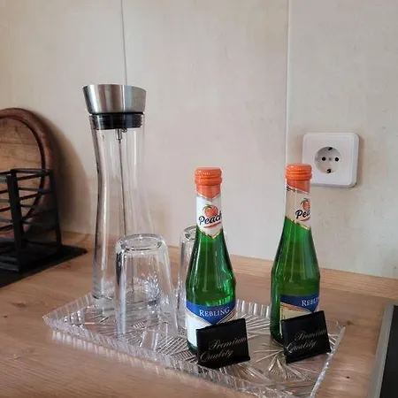 Design Altbauwohnung Mit Balkon Und Parkplatz Apartment *